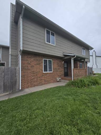 Main picture of 9105 W Westlawn St