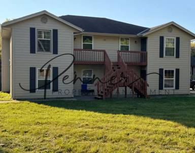 Main picture of 705 NE Ball Dr