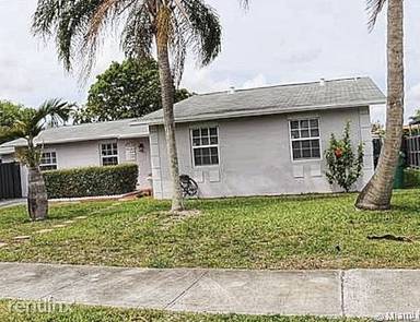 Main picture of 12711 SW 76th St