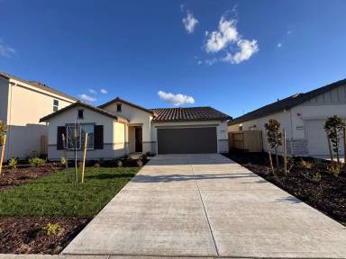 Main picture of 2342 E Amboy Ave