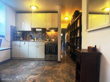 Main picture of 301 E 110th St
