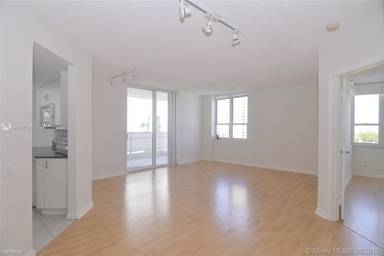 Main picture of Courvoisier Courts Brickell Key