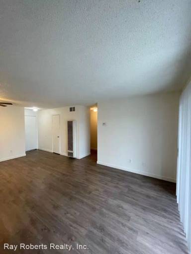 Main picture of 1742 Cherry Ave