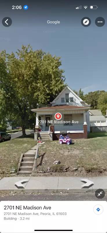 Main picture of 2701 NE Madison Ave