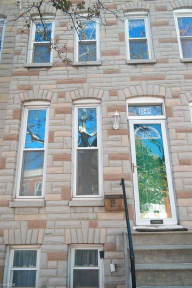 Main picture of 1145 W Hamburg St
