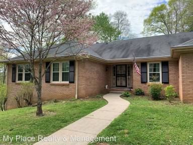 Main picture of 606 Waterloo Dr