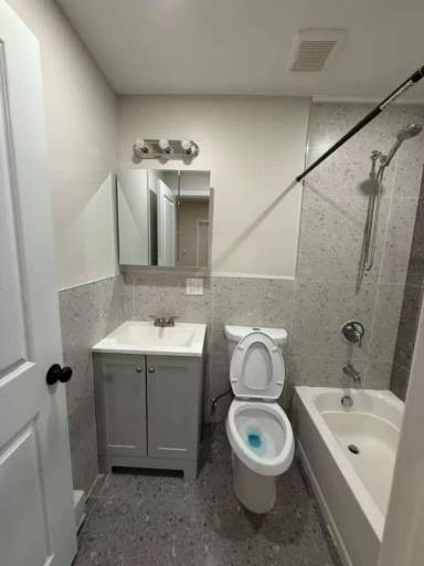 Main picture of 356 S 6th St