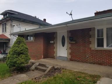 Main picture of 360 Perry Hwy
