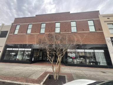 Main picture of 519 Broad St