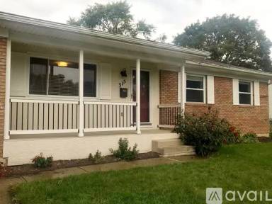 Main picture of 315 Cadbury Ct