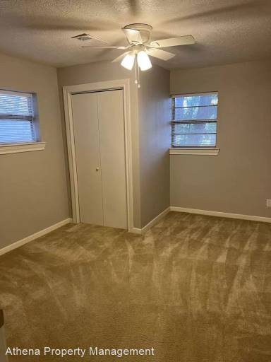 Main picture of 1419 S 37th St