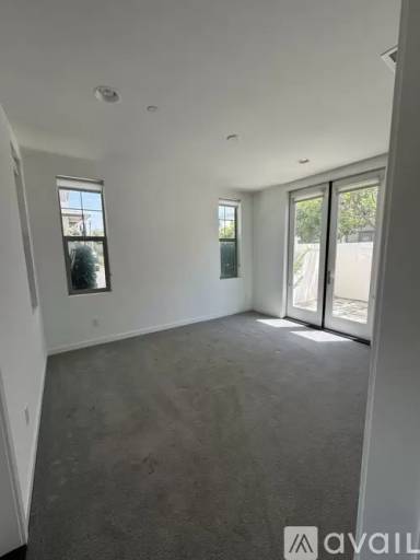 Main picture of 15 Yerra St