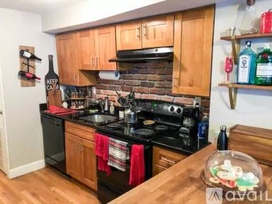Main picture of 23 Saint Lukes Rd