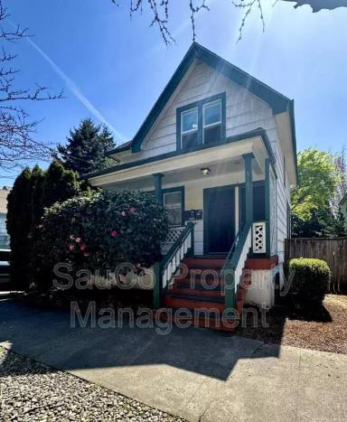Main picture of 5112 NE Glisan St