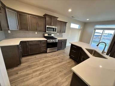 Main picture of 1107 Crestview Dr