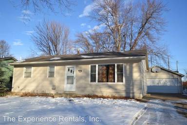Main picture of 3828 E 7th St