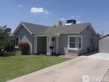 Main picture of 1214 E Whitton Ave