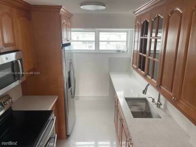 Main picture of 8340 Harding Ave