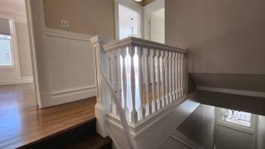 Main picture of 1480 Haight St