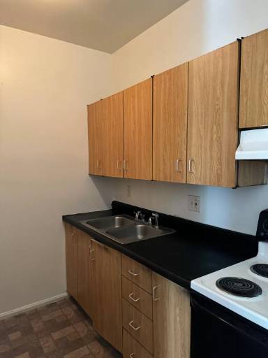 Main picture of 1328 Academy Ave