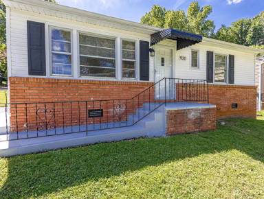 Main picture of 920 Kingland Ave