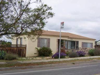 Main picture of 5138 Roswell St