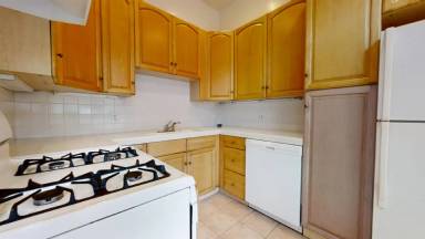 Main picture of 2701 Highland Ave