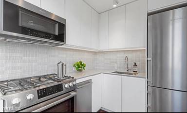 Main picture of 78 W 24th St