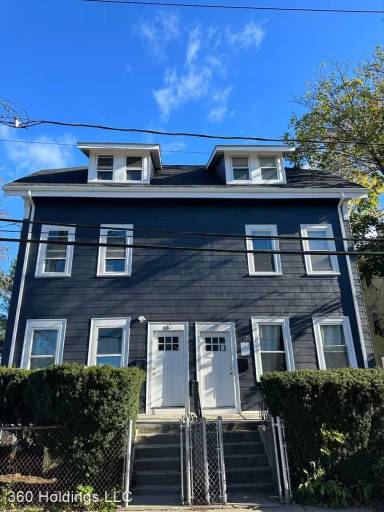 Main picture of 8 Gartland St