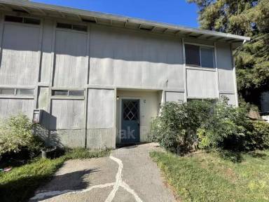 Main picture of 1505 W 3rd St