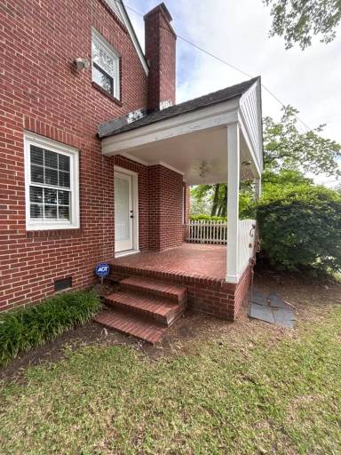 Main picture of 115 Jean Cir