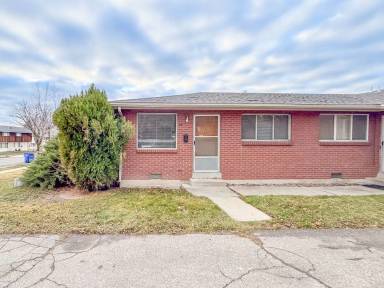 Main picture of 1791 E Osage Orange Ave
