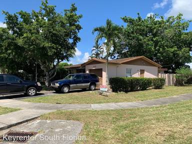 Main picture of 414 SW 72nd Ave
