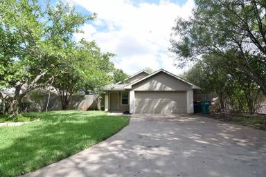 Main picture of 1120 Renee Spur