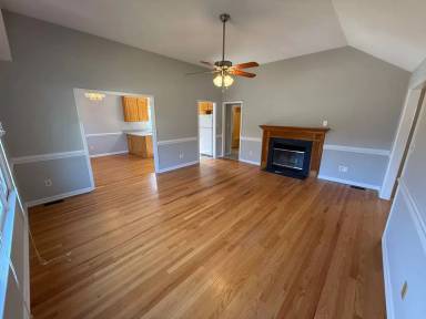 Main picture of 405 Avent Cir