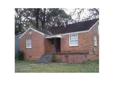 Main picture of 2204 E 3rd St