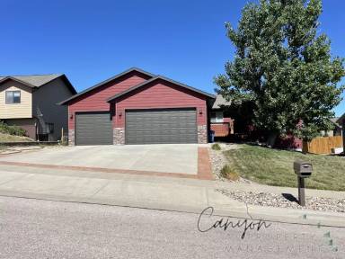 Main picture of 4838 Misty Woods Ln