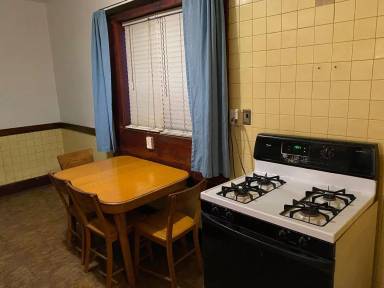 Main picture of 1017 S 3rd Ave