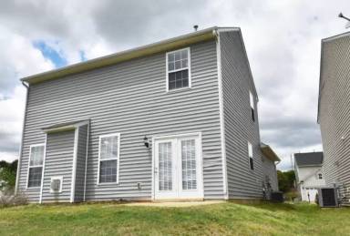 Main picture of 305 Cline Falls Dr
