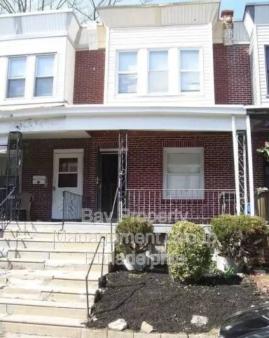 Main picture of 147 E Pleasant St