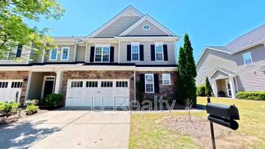 Main picture of 11040 Lucky Horseshoe Ln