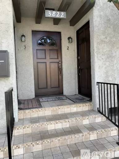 Main picture of 3822 E 7th St