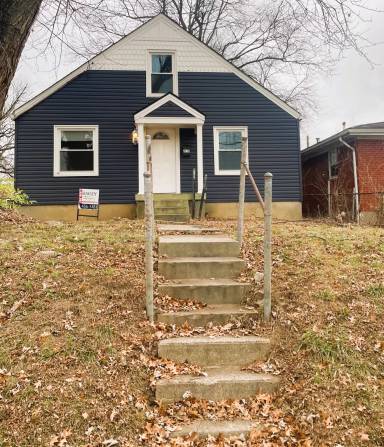 Main picture of 4170 Hazelwood Ave