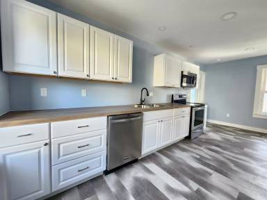Main picture of 25 Dexter St