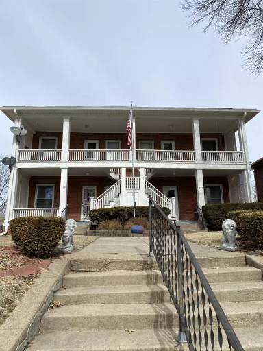 Main picture of 309 W Clarinda Ave