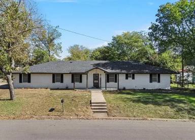 Main picture of 3000 Old Robinson Rd