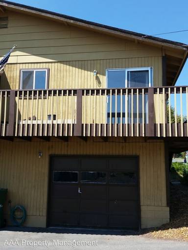 Main picture of 1845 Lexington Ave