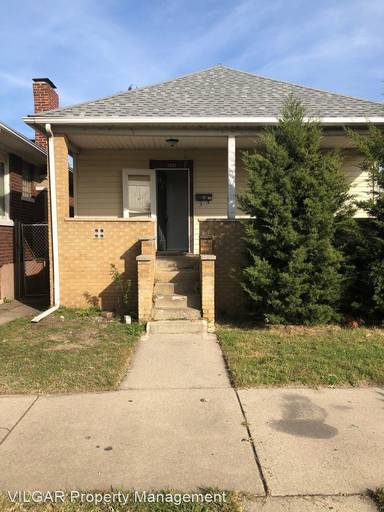 Main picture of 3937 Hemlock St