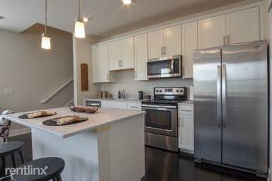 Main picture of 13108 Lincoln Rd
