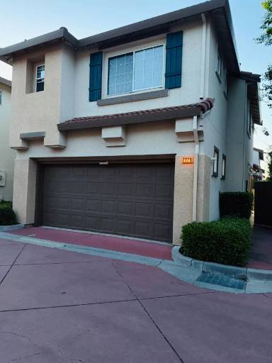 Main picture of 2229 Lenox Pl